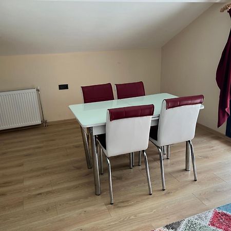 Karadeniz Apart Otel Uzungöl Bilik gambar