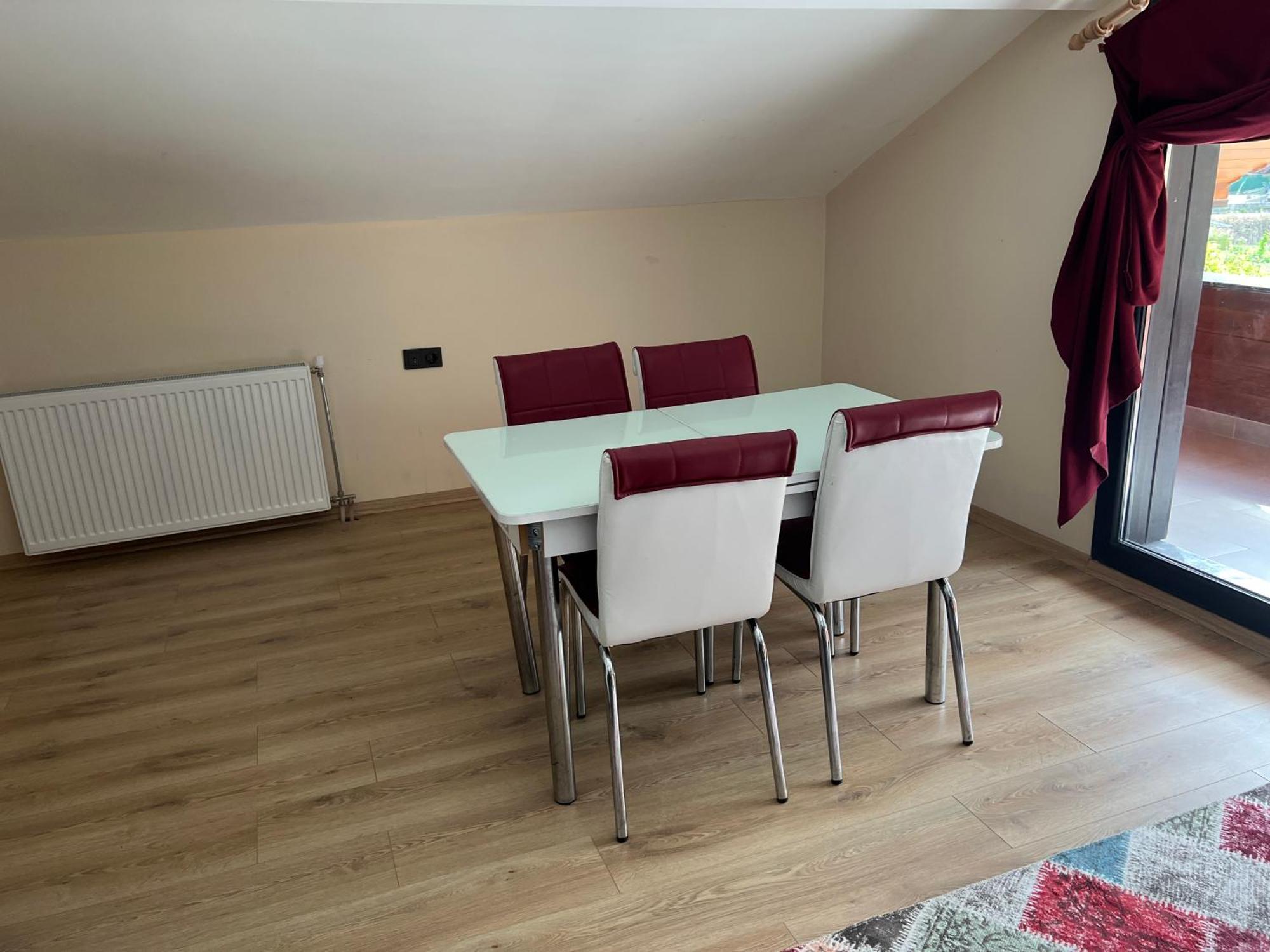 Karadeniz Apart Otel Uzungöl Bilik gambar